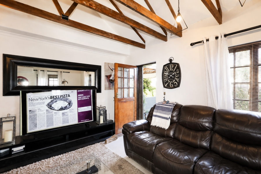 3 Bedroom Property for Sale in Table View Western Cape